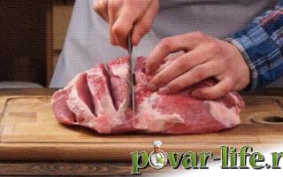ओवन में आलूबुखारा के साथ सूअर का मांस पकाने की विधि ओवन में आलूबुखारा के साथ सूअर का मांस