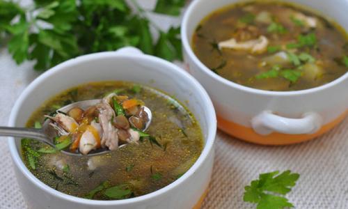 मलाईदार चिकन और दाल का सूप