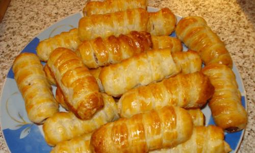 Simple and delicious baking - sausages in puff pastry How to bake sausages in puff pastry