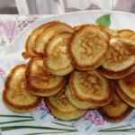 Banana and egg pancakes with flour