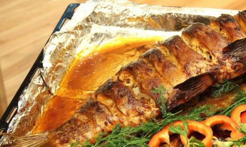 Carp in the oven without foil