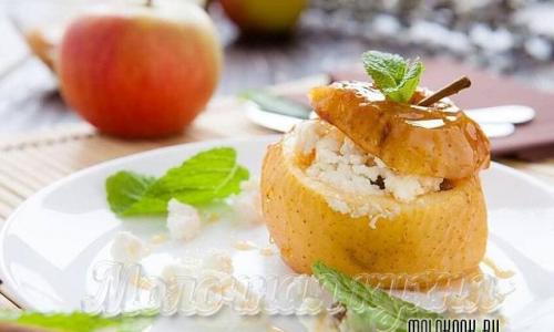 Домашние рецепты запеченных яблок с творогом